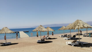 2回目のヨルダン 南部アカバの紅海を楽しむ。プライベートビーチAqaba Bernice Beach Clubでシュノーケリング三昧!